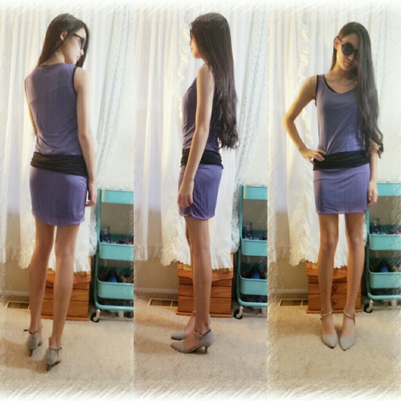 Sleeveless dress - Picture 1 of 4